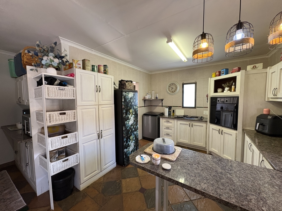 To Let 3 Bedroom Property for Rent in Safari Gardens North West